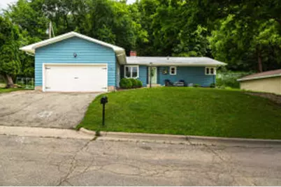 1301  31st Pl, La Crosse, WI 54601 - Photo 1