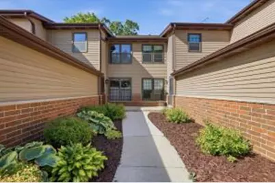 8116 S Forest Hills Cir, Franklin, WI 53132 - Photo 1