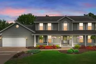 W147N7026 Woodland Dr, Menomonee Falls, WI 53051 - Photo 1