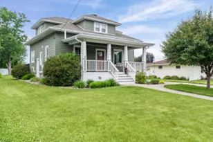 496 Leonard St, West Salem, WI 54669 - Photo 1