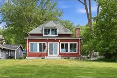 N30W29393  Hillcrest Dr, Delafield, WI 53072 - Photo 1
