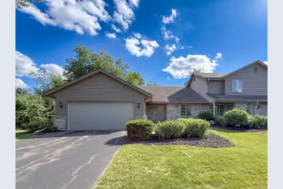 3825  Kodiak Trl, Brookfield, WI 53045 - Photo 1