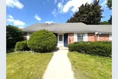 7911 S Verdev Dr, Oak Creek, WI 53154 - Photo 1