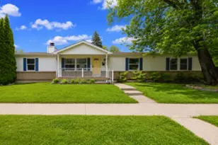 634 N Wisconsin St, Port Washington, WI 53074 - Photo 1