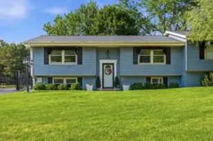 178 W Pembroke Way, Wales, WI 53183 - Photo 1