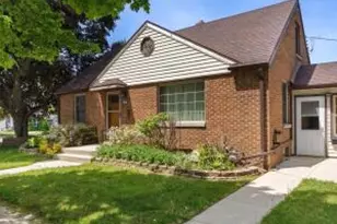 1528 Ashland Ave, Sheboygan, WI 53081 - Photo 1