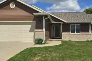34 S Wyler Dr, Janesville, WI 53536 - Photo 1