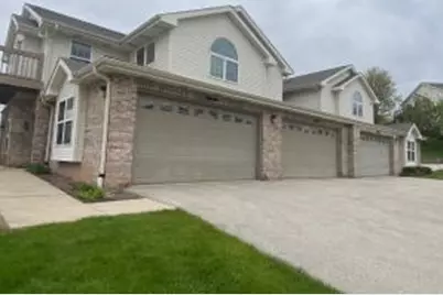 9275 S 51st St, Franklin, WI 53132 - Photo 1