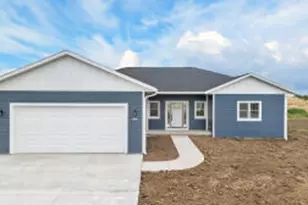 2906 Stonebrook Dr, Sheboygan, WI 53081 - Photo 1