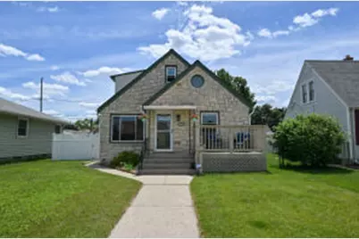 1629  Minnesota Ave, South Milwaukee, WI 53172 - Photo 1