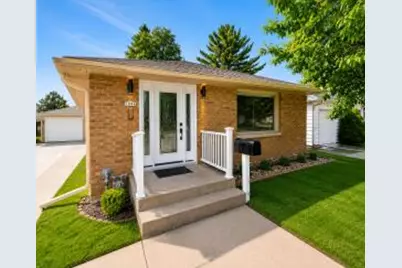 1844 N 23rd St, Sheboygan, WI 53081 - Photo 1