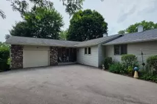 742 Tamarack Dr, West Bend, WI 53095 - Photo 1