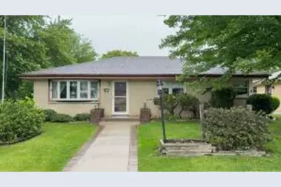 1406  Monroe Ave, South Milwaukee, WI 53172 - Photo 1