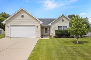 1100 E Keri Ln, Oak Creek, WI 53154 - Photo 1