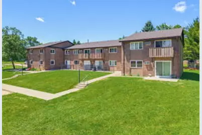 420  Racine St, Racine, WI 53185 - Photo 1