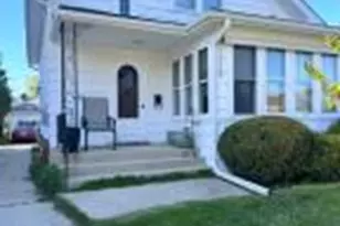 436 Augusta St, Racine, WI 53402 - Photo 1