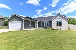 164 Mill Ave, Racine, WI 53182 - Photo 1