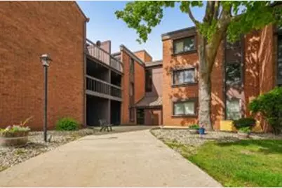 4215 N 100th St, Milwaukee, WI 53222 - Photo 1