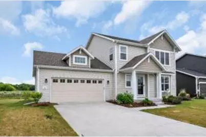 758  Burr Oak Ct, Oconomowoc, WI 53066 - Photo 1