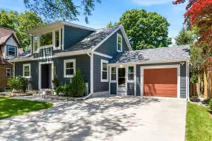 736 W Rock Pl, Glendale, WI 53209 - Photo 1
