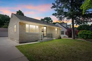 107 N 92nd St, Milwaukee, WI 53226 - Photo 1