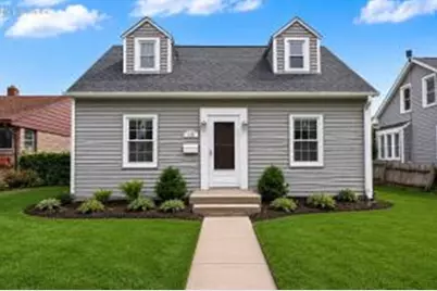 149 W Wabash Ave, Waukesha, WI 53186 - Photo 1