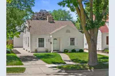 4823 N Hollywood Ave, Whitefish Bay, WI 53217 - Photo 1