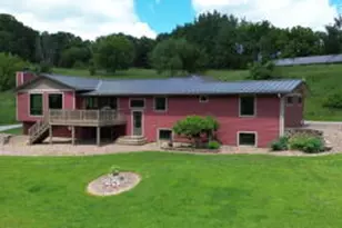 580 Skunk Hollow Rd, La Crescent, MN 55947 - Photo 1