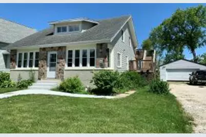 208  Clark St, Pewaukee, WI 53072 - Photo 1