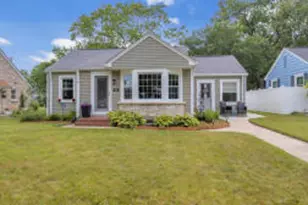 656 N Montgomery St, Port Washington, WI 53074 - Photo 1