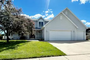 2215 28th Ave, Kenosha, WI 53140 - Photo 1
