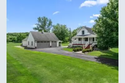 N104W16269  Donges Bay Rd, Germantown, WI 53022 - Photo 1
