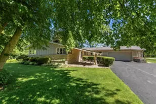 8909 N Maitland Rd, Bayside, WI 53217 - Photo 1