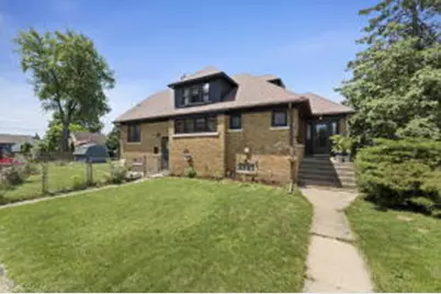 2719 E Holmes Ave, Cudahy, WI 53110 - Photo 1