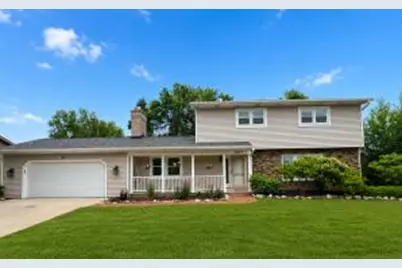1935  Cliffview Ct, Oshkosh, WI 54901 - Photo 1