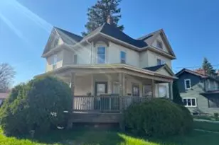 304 Albion St, Edgerton, WI 53534 - Photo 1