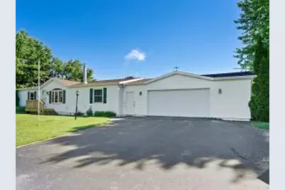220 N Packer Dr, Francis Creek, WI 54220 - Photo 1