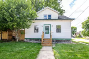 236 N Maple St, Watertown, WI 53094 - Photo 1