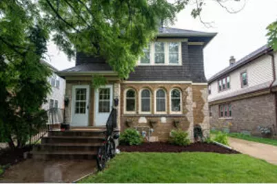 4112 N Woodburn St #4114, Shorewood, WI 53211 - Photo 1