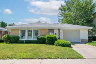 8621 W Grantosa Dr, Milwaukee, WI 53225 - Photo 1