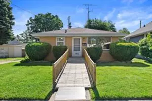 7915 45th Ave, Kenosha, WI 53142 - Photo 1