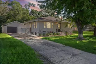 935 Wilson St, Onalaska, WI 54650 - Photo 1
