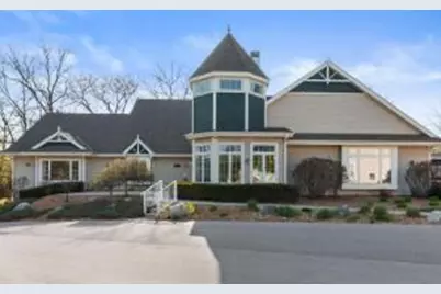 6195  Walnut Ln, Cudahy, WI 53110 - Photo 1