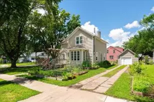 404 E Gillette St, Viroqua, WI 54665 - Photo 1