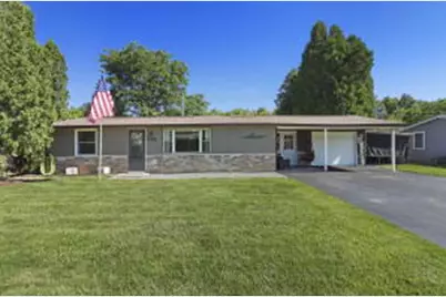 10308  Root River Dr, Racine, WI 53108 - Photo 1