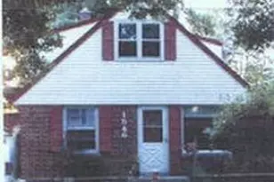 1546 S 93rd St, West Allis, WI 53214 - Photo 1