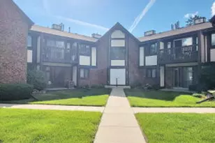 508 S Rochester St, Mukwonago, WI 53149 - Photo 1