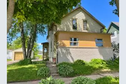 906  20th St, Two Rivers, WI 54241 - Photo 1