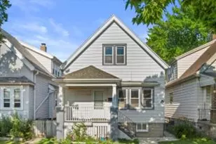 2918 S 7th St, Milwaukee, WI 53215 - Photo 1