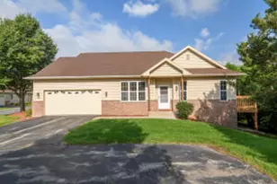 2812 E Somers Ct, Cudahy, WI 53110 - Photo 1